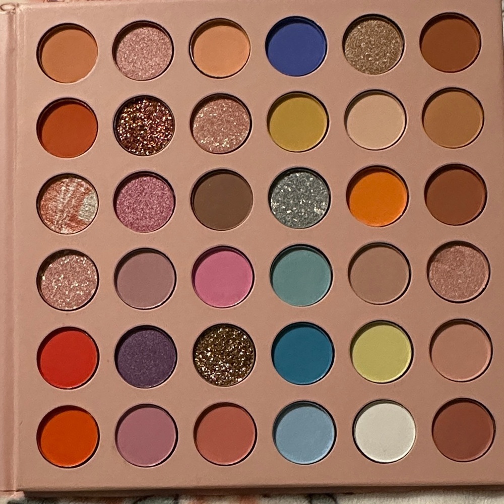 72 Colors Eyeshadow Palette - Pink and Gold - Picture 3 of 4
